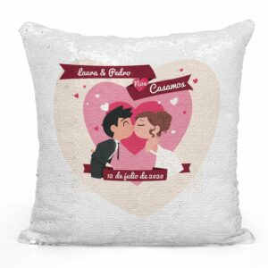 cojín personalizado nos casamos novio y novia besándose con fecha de enlace